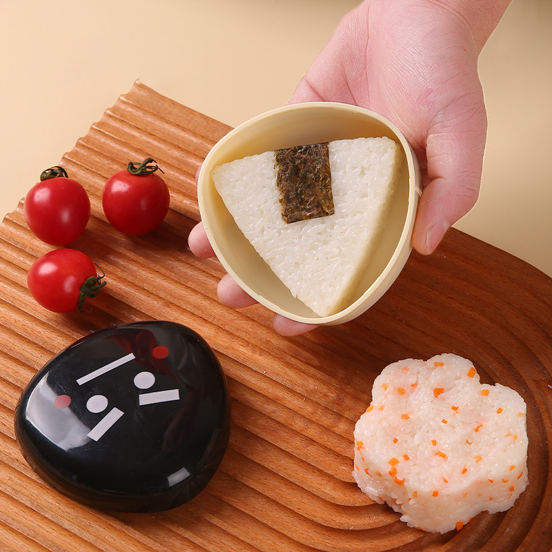 Kitchen Gadgets Japanese - Forma do sushi, trójkątna forma do