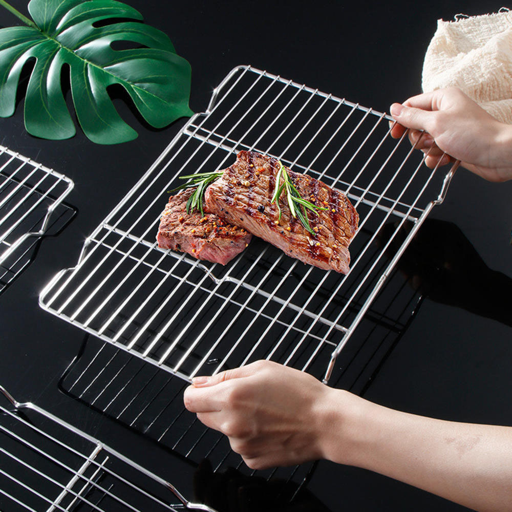 Kitchen Gadgets That Make Life Easier - Mata z siatki do grilla ze