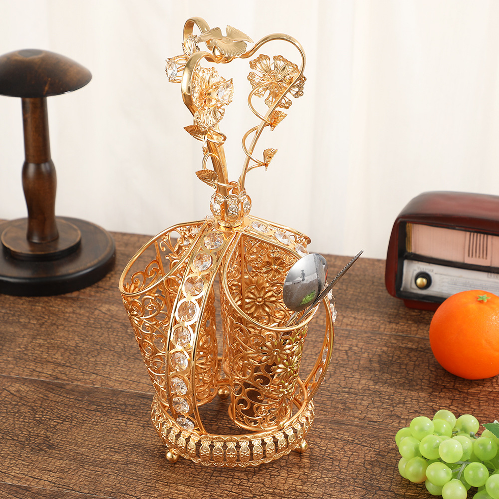 Praktyczny koszyk na przybory  – Kitchen Gadgets Holder recenzja i cena