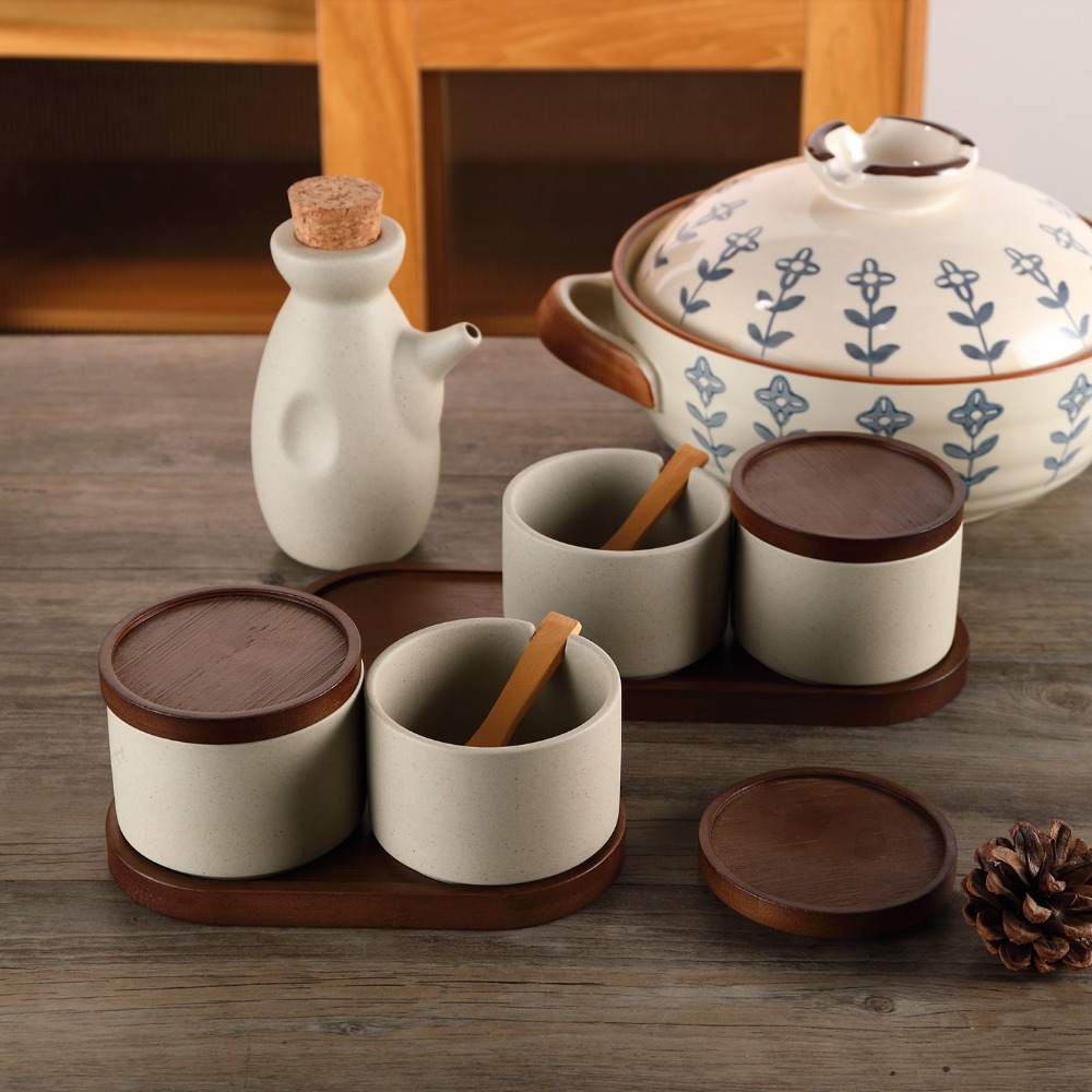 Ceramiczny pojemnik na przypra – Kitchen Gadgets Japanese recenzja i cena